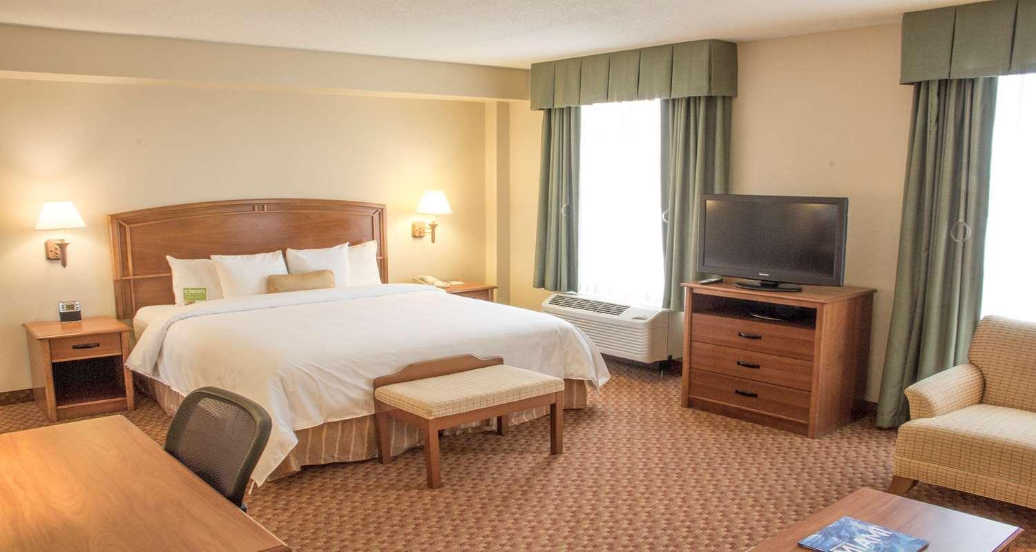 Best Western Plus Kendall Hotel & Suites The Crossings Esterno foto