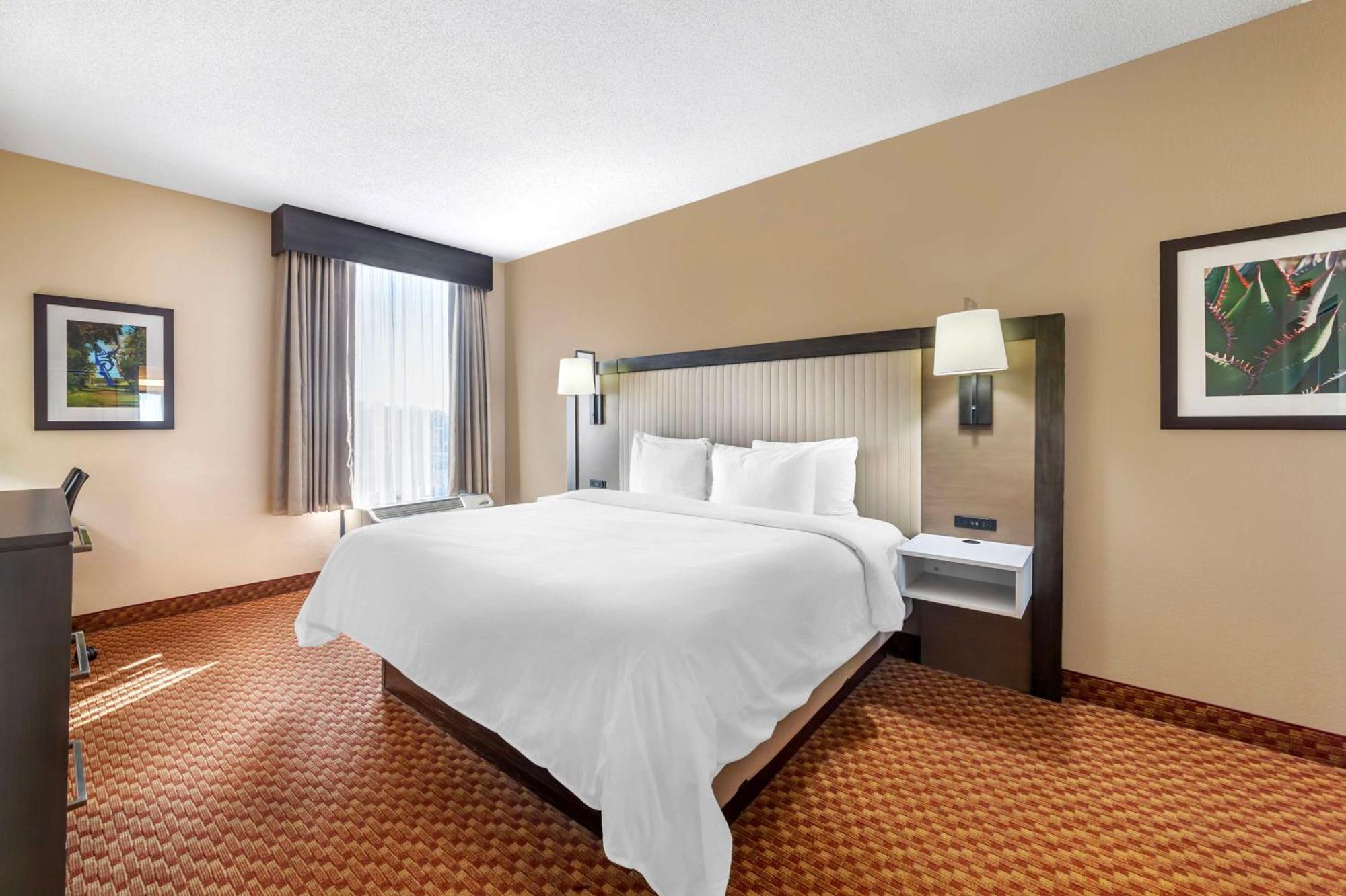 Best Western Plus Kendall Hotel & Suites The Crossings Esterno foto