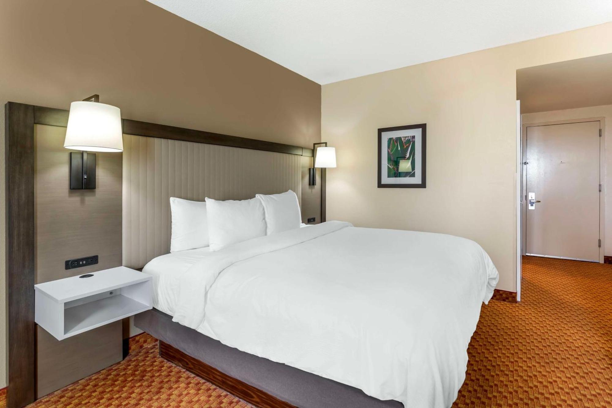 Best Western Plus Kendall Hotel & Suites The Crossings Esterno foto