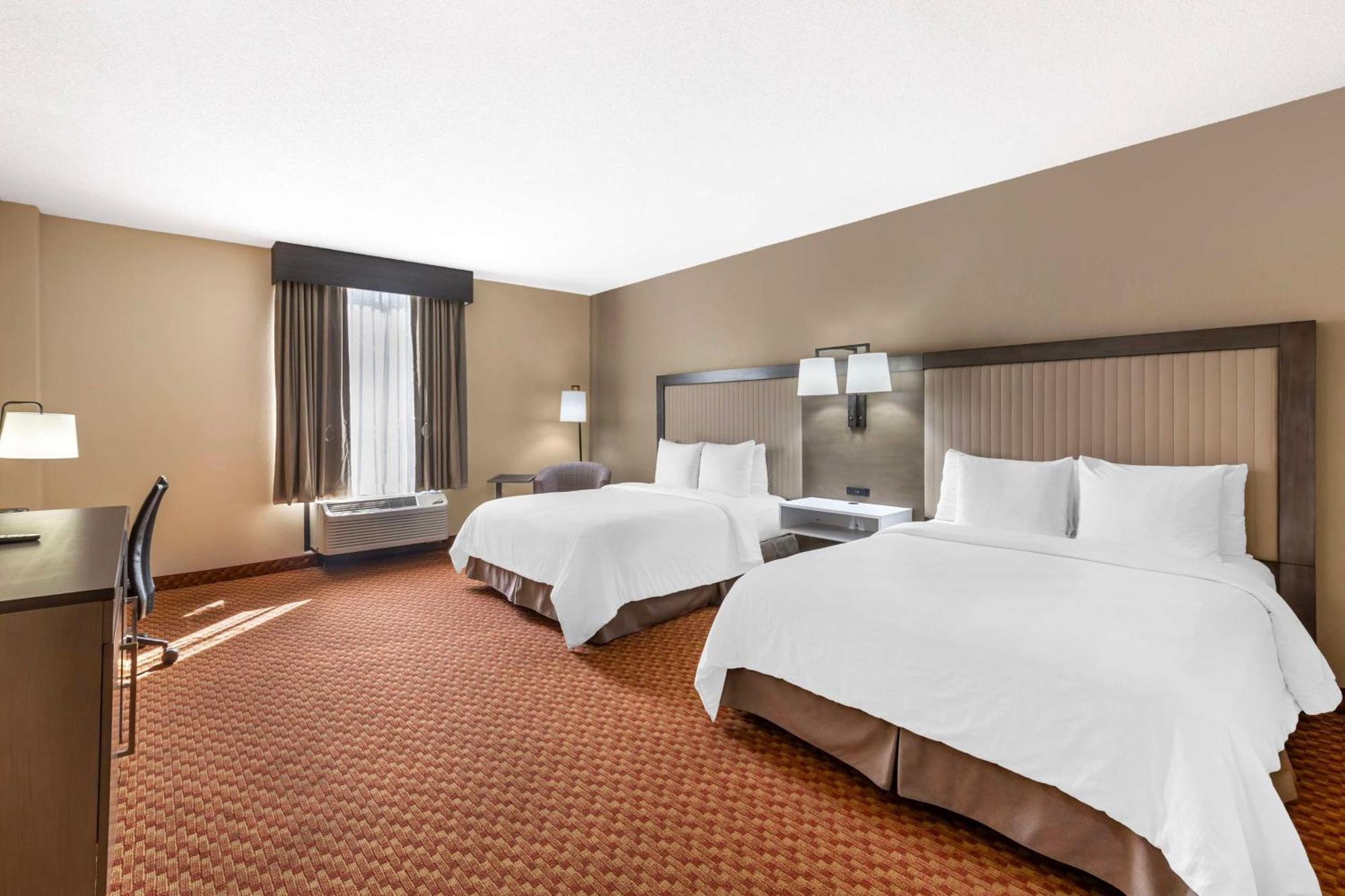 Best Western Plus Kendall Hotel & Suites The Crossings Esterno foto